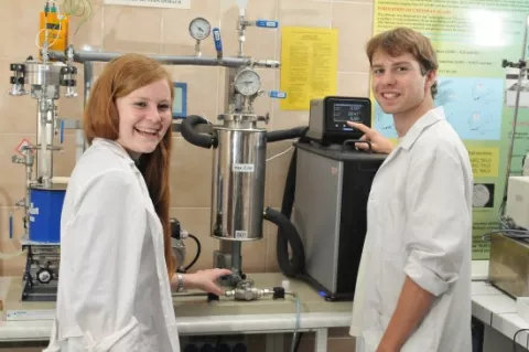 students in lab